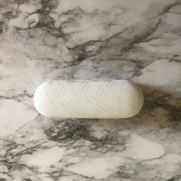 Two Oakley eyeglass cases - Picture 2 of 7